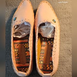 Hush Puppies, Salmon Color, Woman's Size 10